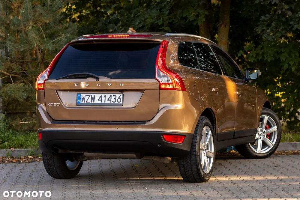 Volvo XC 60 DRIVe Momentum - 16