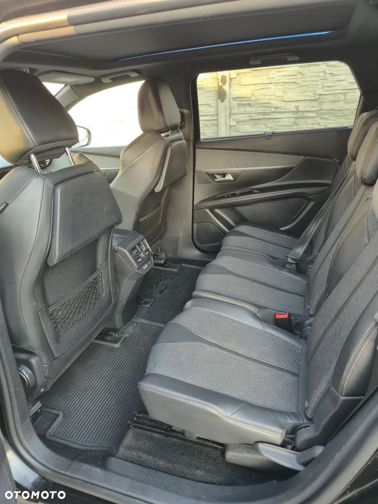 Peugeot 5008 - 16