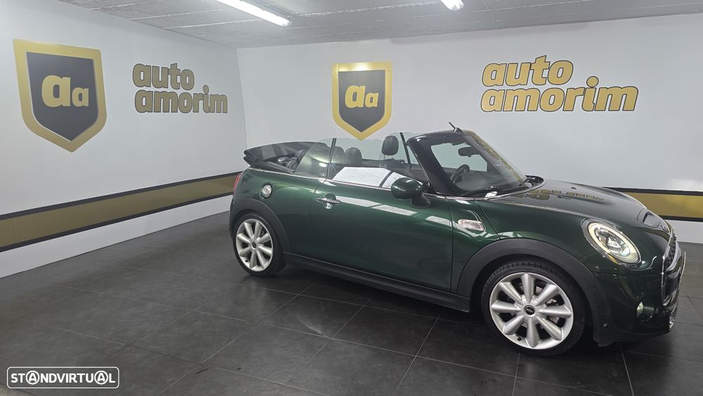 MINI Cabrio Cooper S Sidewalk - 4
