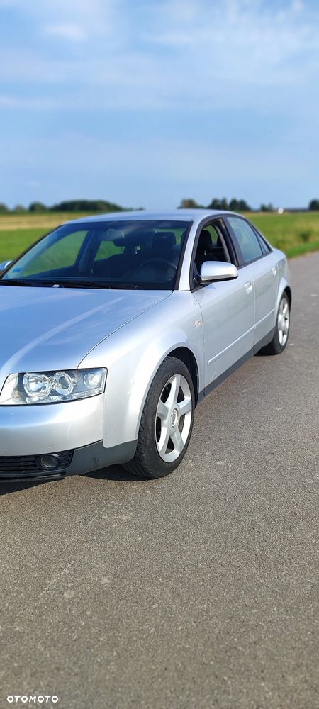 Audi A4 Avant - 6