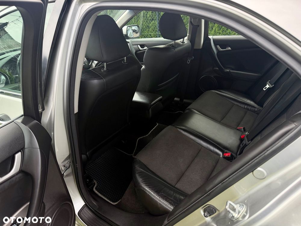 Honda Accord - 11