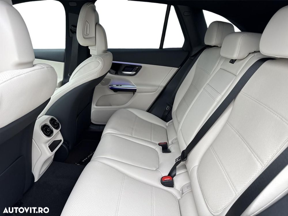 Mercedes-Benz GLC 300 e 4MATIC - 10