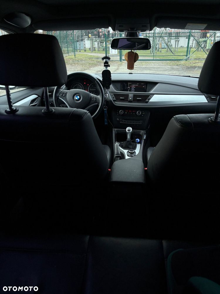 BMW X1 xDrive20d - 10