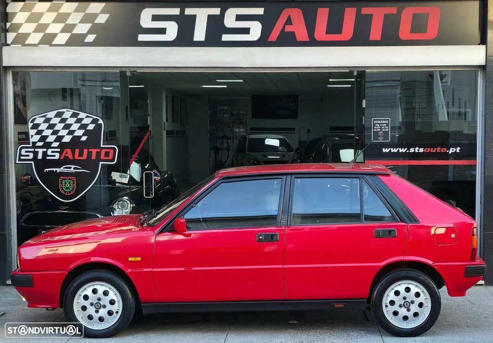Lancia Delta 1.6 HF Turbo - 16