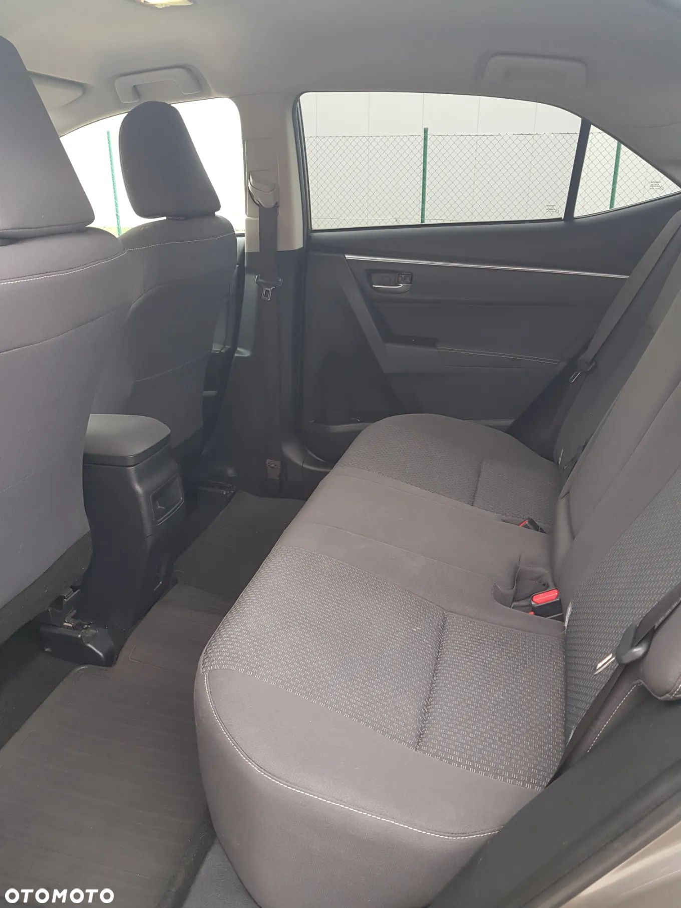 Toyota Corolla 1.6 Comfort - 8