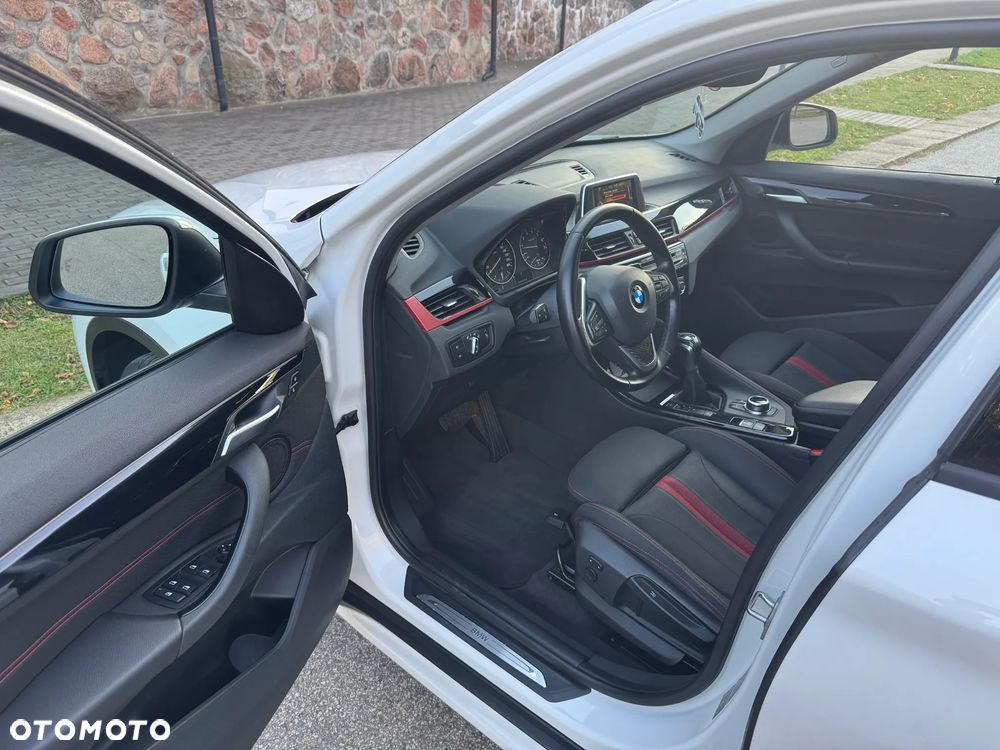 BMW X1 xDrive20i Sport Line - 7
