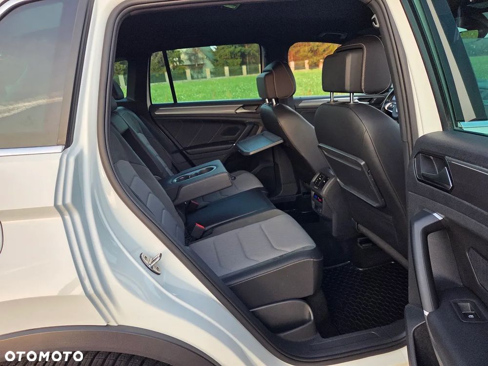 Volkswagen Tiguan - 16