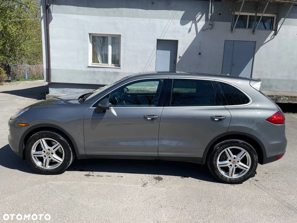 Porsche Cayenne - 5