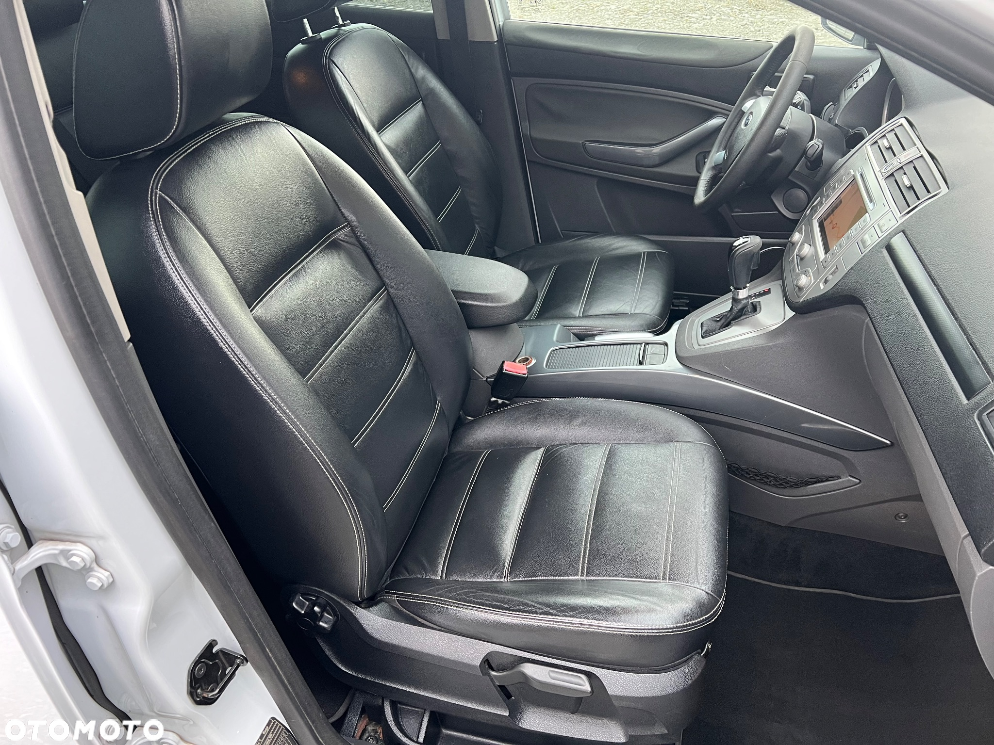 Ford Kuga 2.0 TDCi 4x4 Titanium - 21