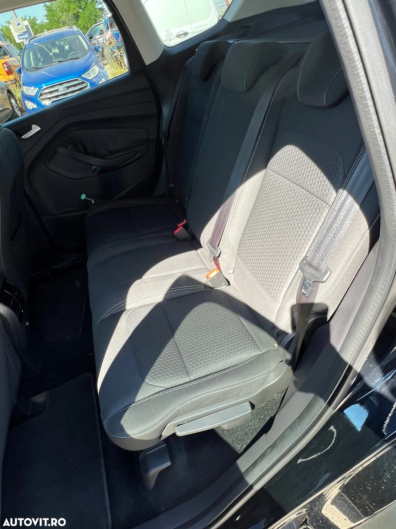 Ford Kuga - 14