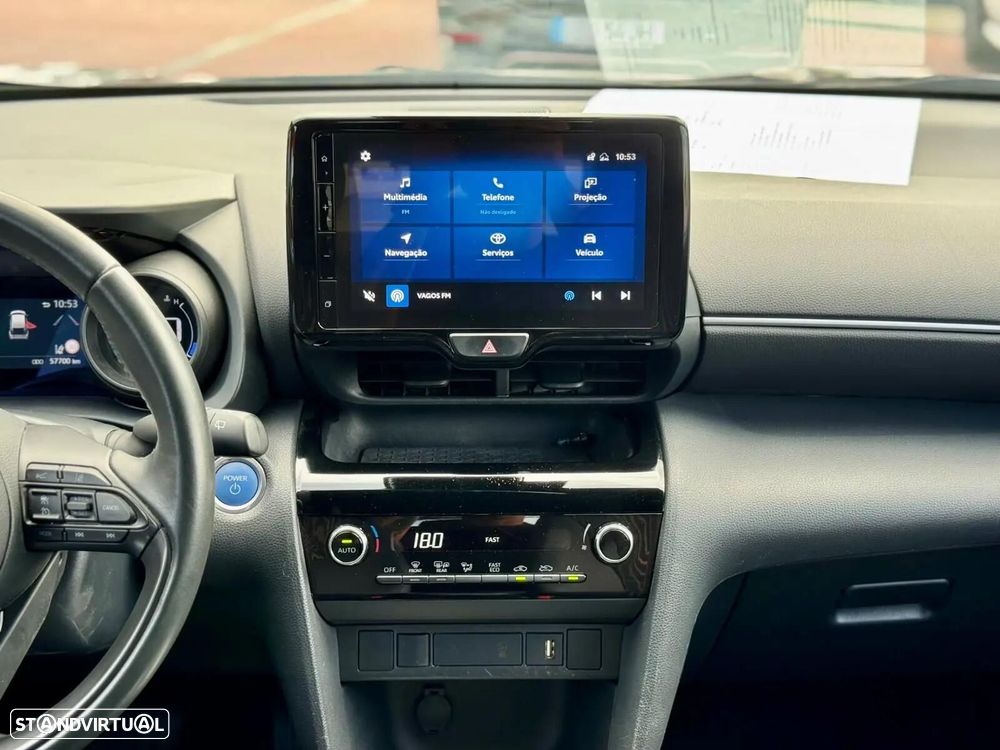 Toyota Yaris Cross 1.5 HDF Comfort - 14