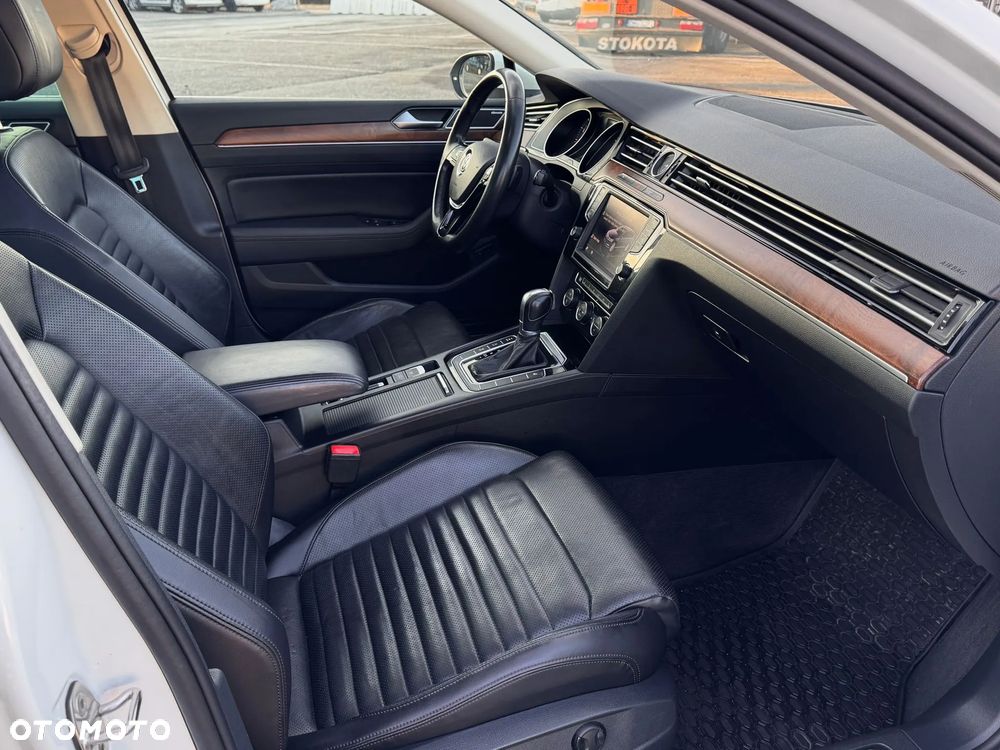Volkswagen Passat 2.0 TSI BMT Highline DSG - 22