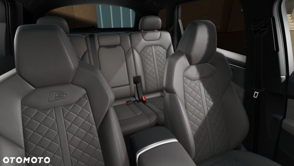 Audi Q7 - 10