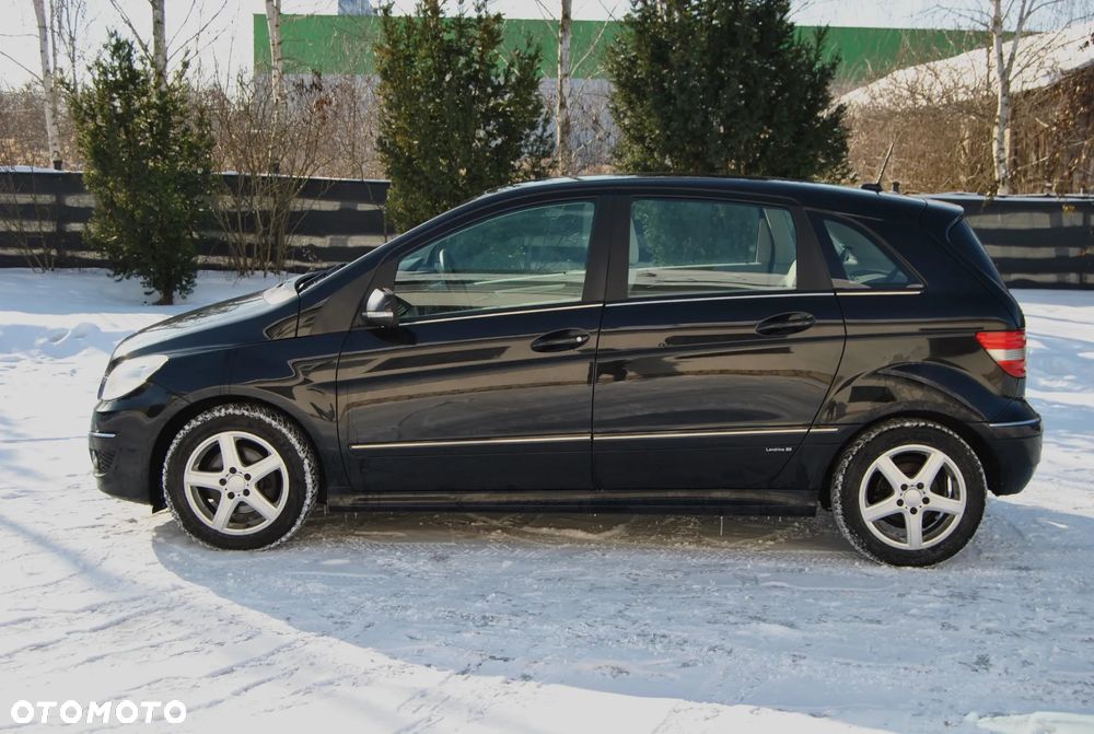 Mercedes-Benz Klasa B 180 CDI EU5 - 16