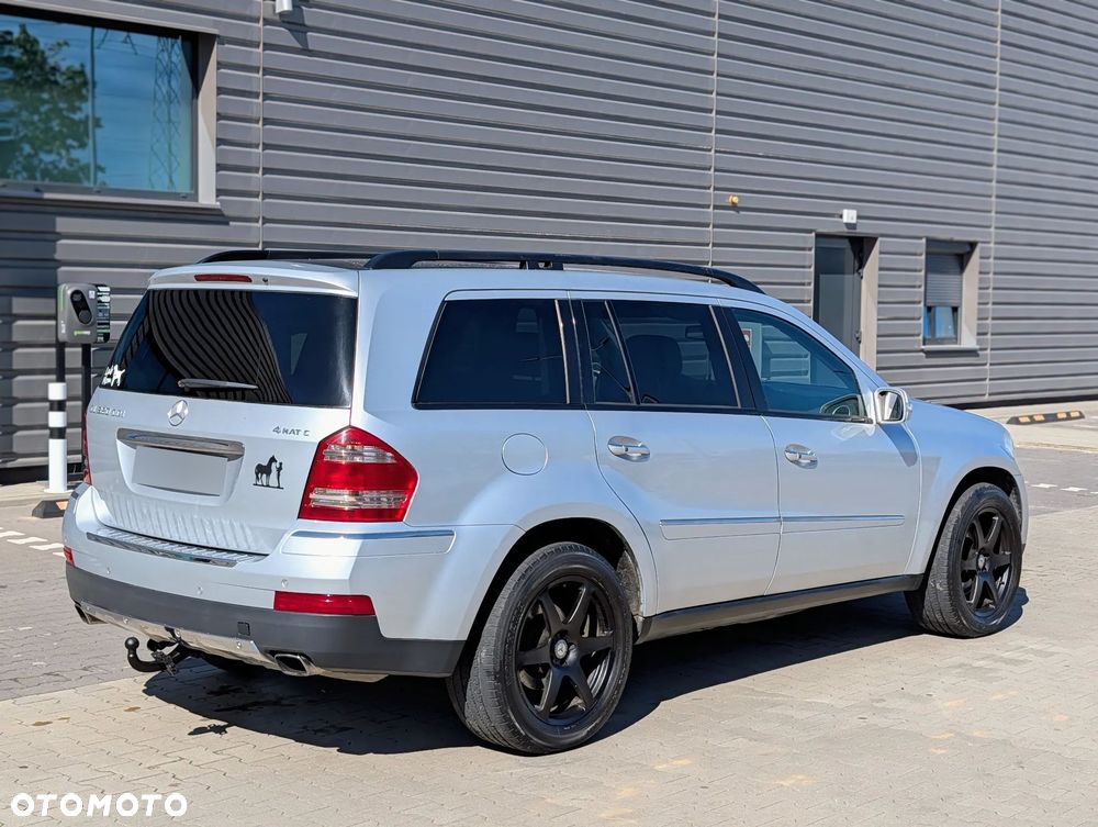 Mercedes-Benz GL 320 CDI 4Matic 7G-TRONIC - 12