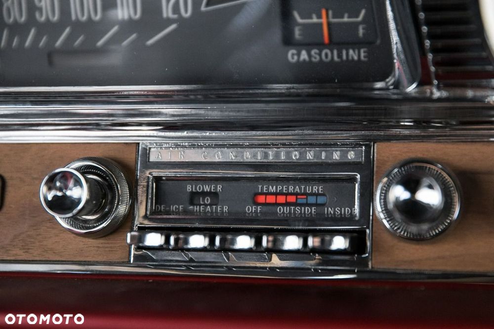 Pontiac Bonneville - 40