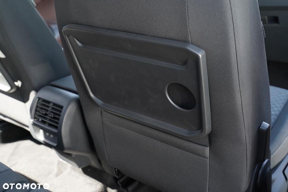 Ford Tourneo Connect Grand - 22