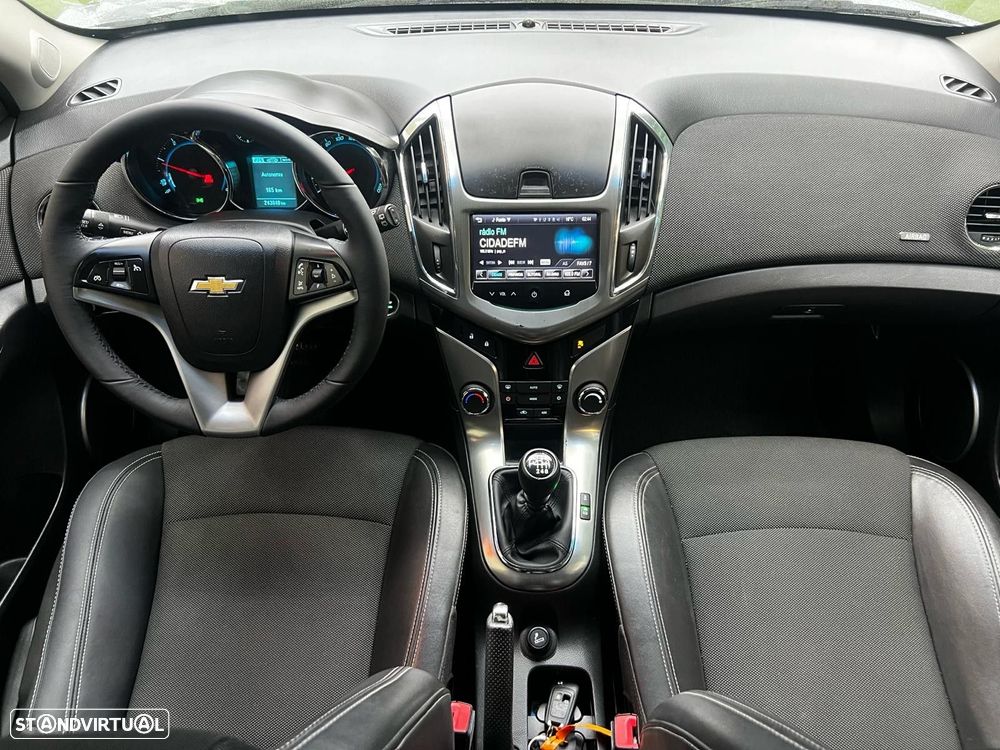 Chevrolet Cruze SW 1.7 VCDi LTZ - 20