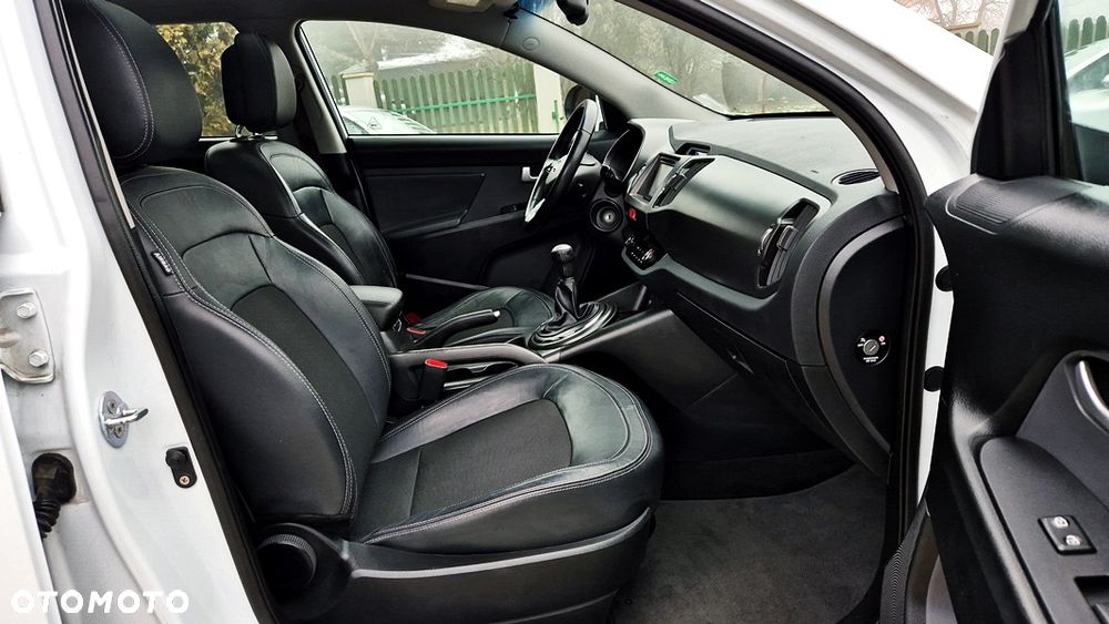 Kia Sportage 2.0 CVVT 2WD Spirit - 39