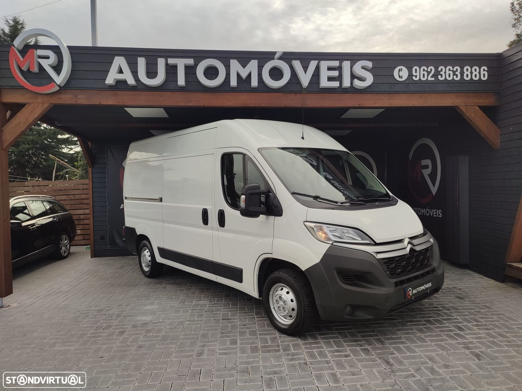 Citroën Jumper 2.0 BlueHDi 35 L2H2 - 4