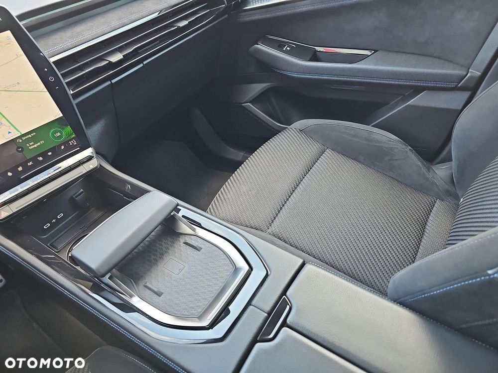 Renault Espace 1.2 E-Tech Full Hybrid 200 esprit Alpine MMT 5os - 32