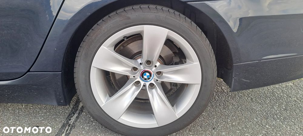 BMW Seria 5 530d Touring Edition Sport - 3
