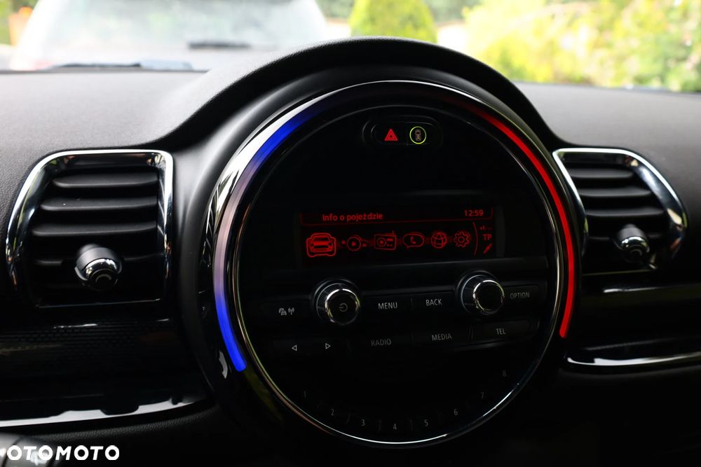 MINI Clubman Cooper Essential Trim - 27