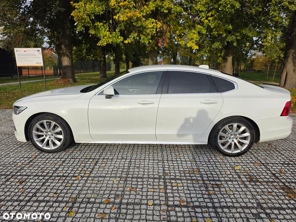 Volvo S90 D4 SCR Momentum Pro - 8