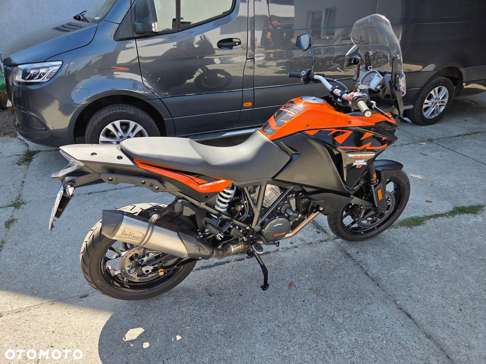 KTM Adventure - 2