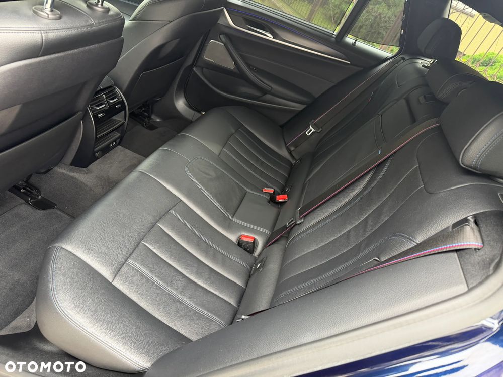 BMW Seria 5 540d xDrive mHEV M Sport sport - 30