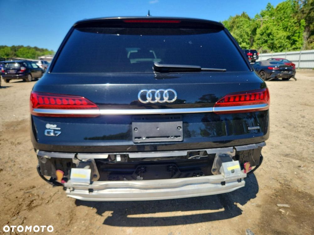 Audi Q7 3.0 TFSI Quattro Tiptronic - 6
