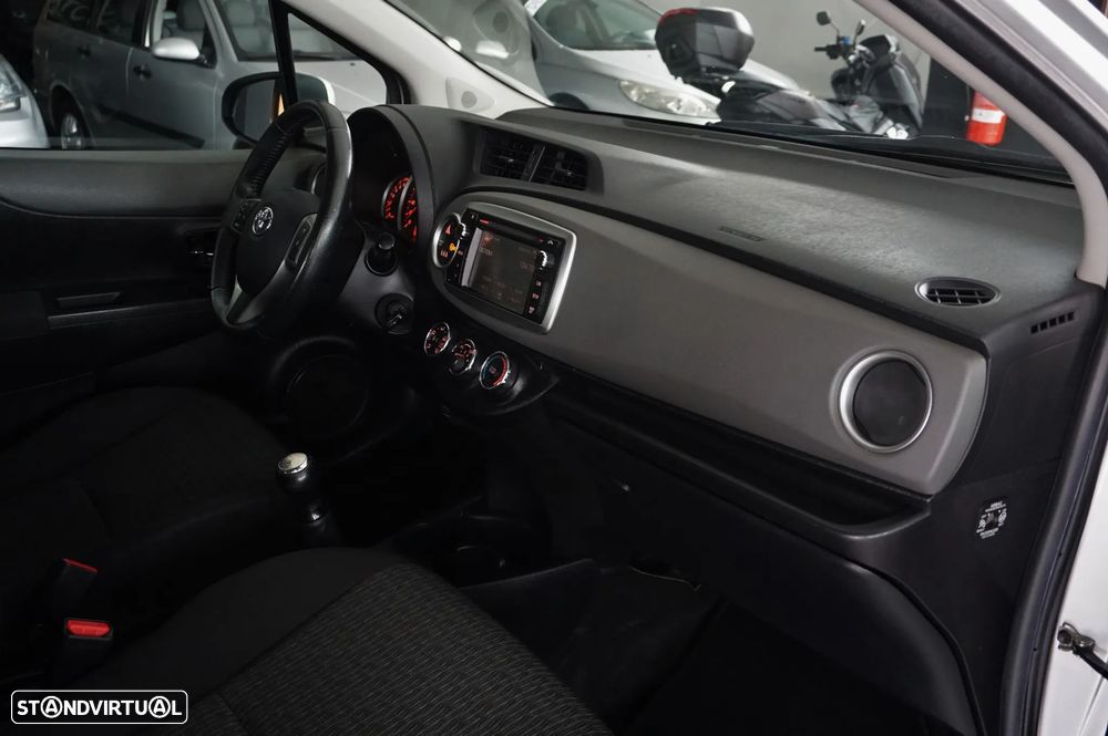 Toyota Yaris 1.0 VVT-i Comfort+P.Style - 16