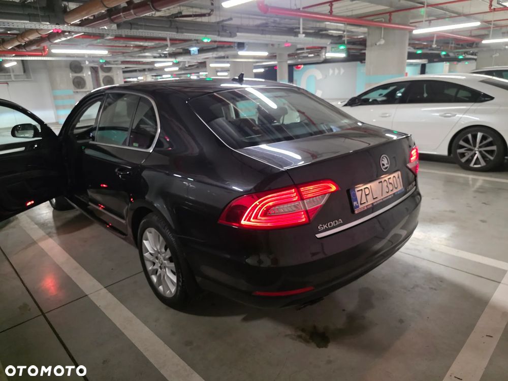 Skoda Superb 2.0 TSI Platinum DSG - 6