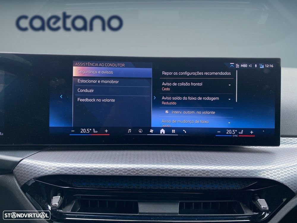 BMW 320 d Pack Desportivo M Auto - 11