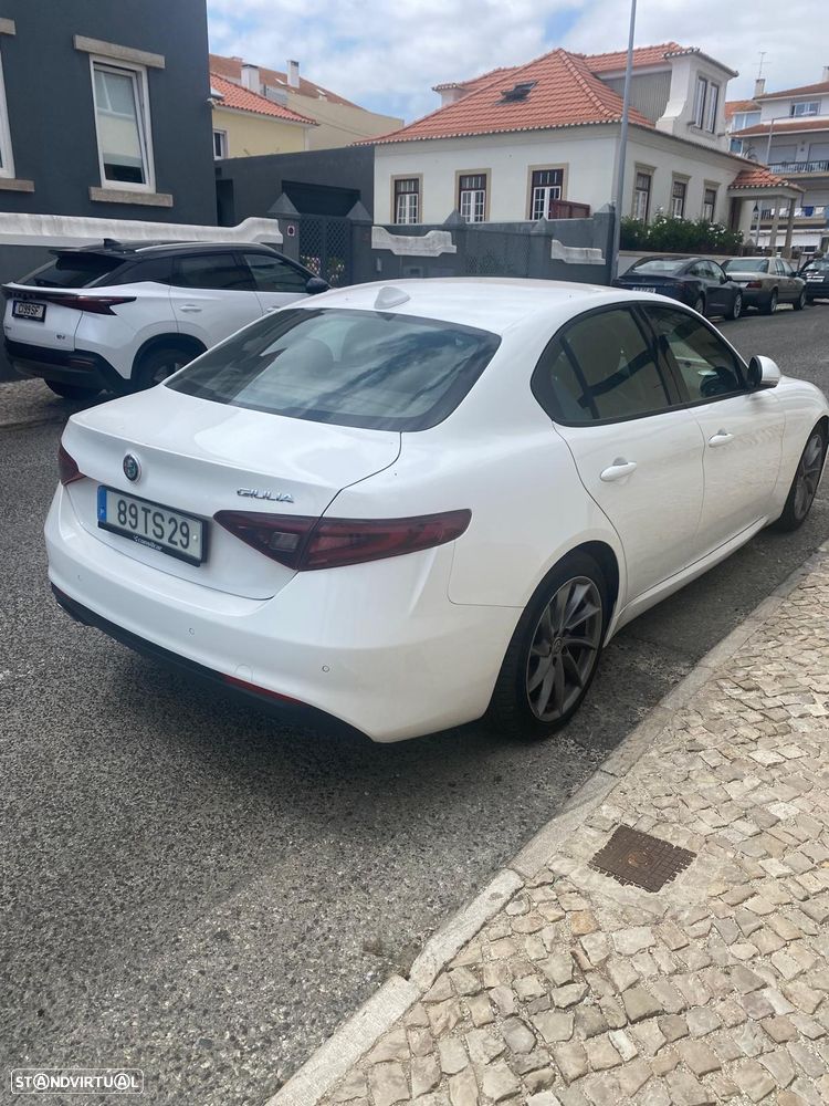 Alfa Romeo Giulia 2.2 D Super - 2