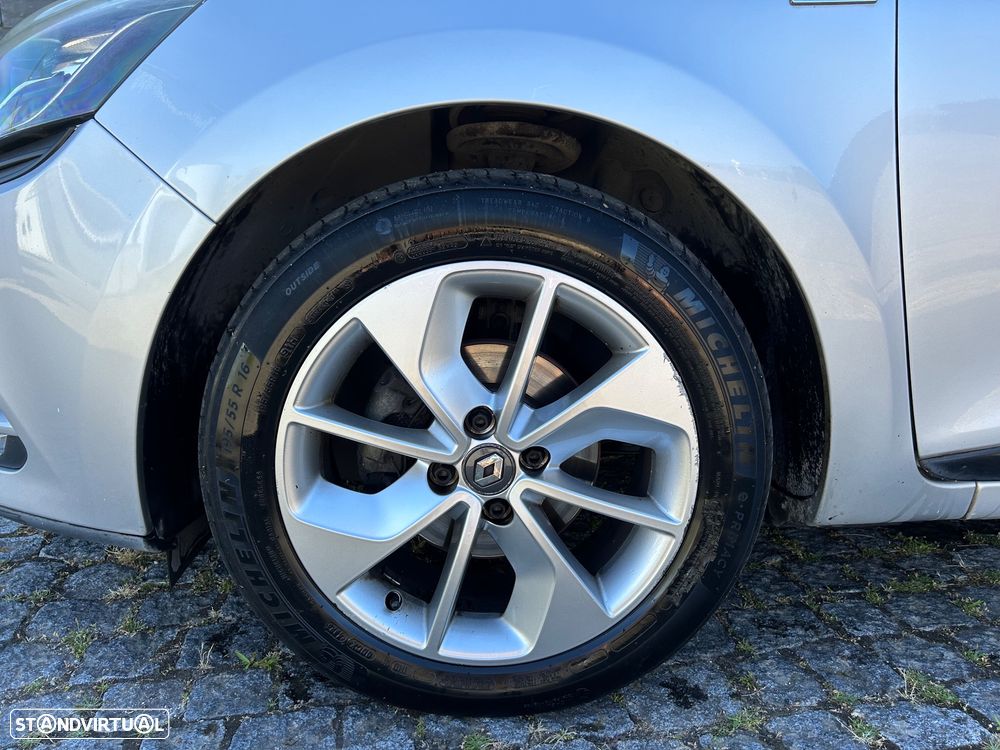 Renault Clio 1.5 dCi Limited EDition - 25
