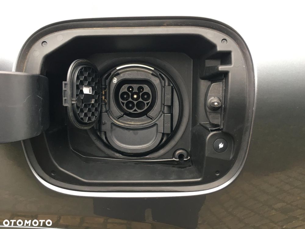 Mercedes-Benz GLE 350 e 4Matic 9G-TRONIC AMG Line - 30