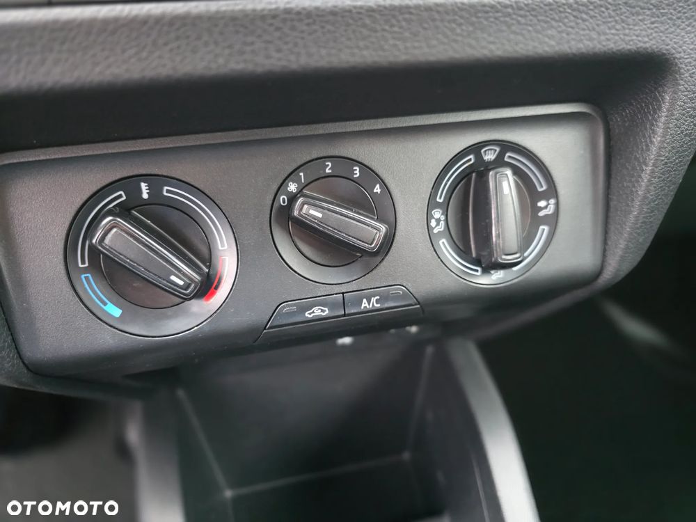 Skoda Fabia 1.0 TSI Ambition Plus - 22