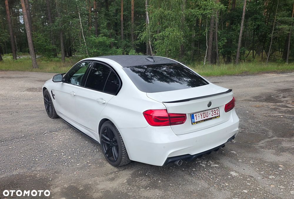 BMW Seria 3 318d M Sport Shadow - 4