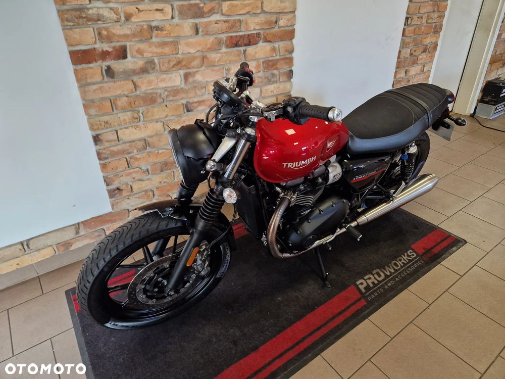 Triumph Street Twin - 5
