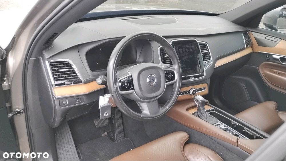 Volvo XC 90 T6 AWD Geartronic Inscription - 25