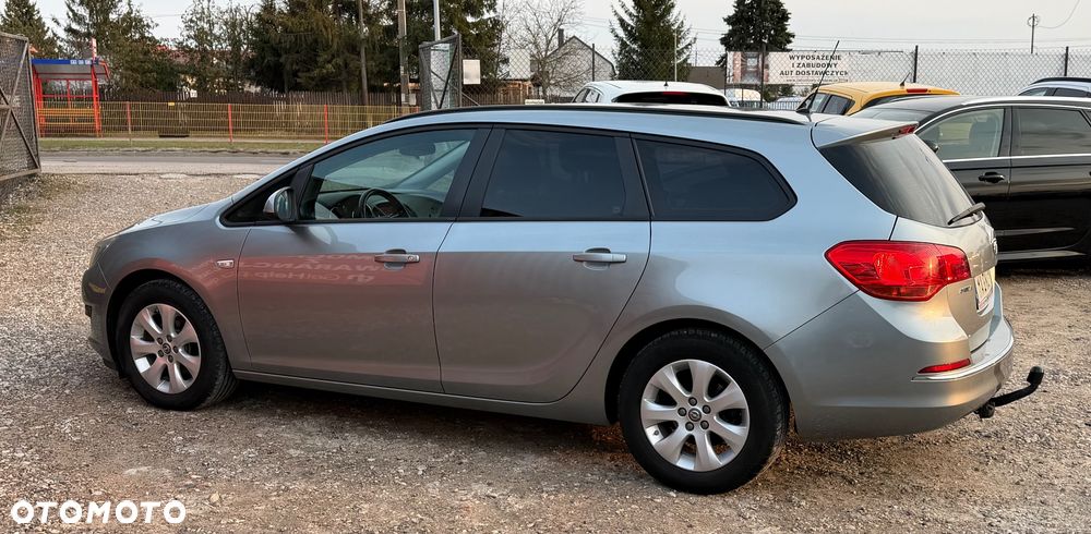 Opel Astra 1.4 Turbo - 29