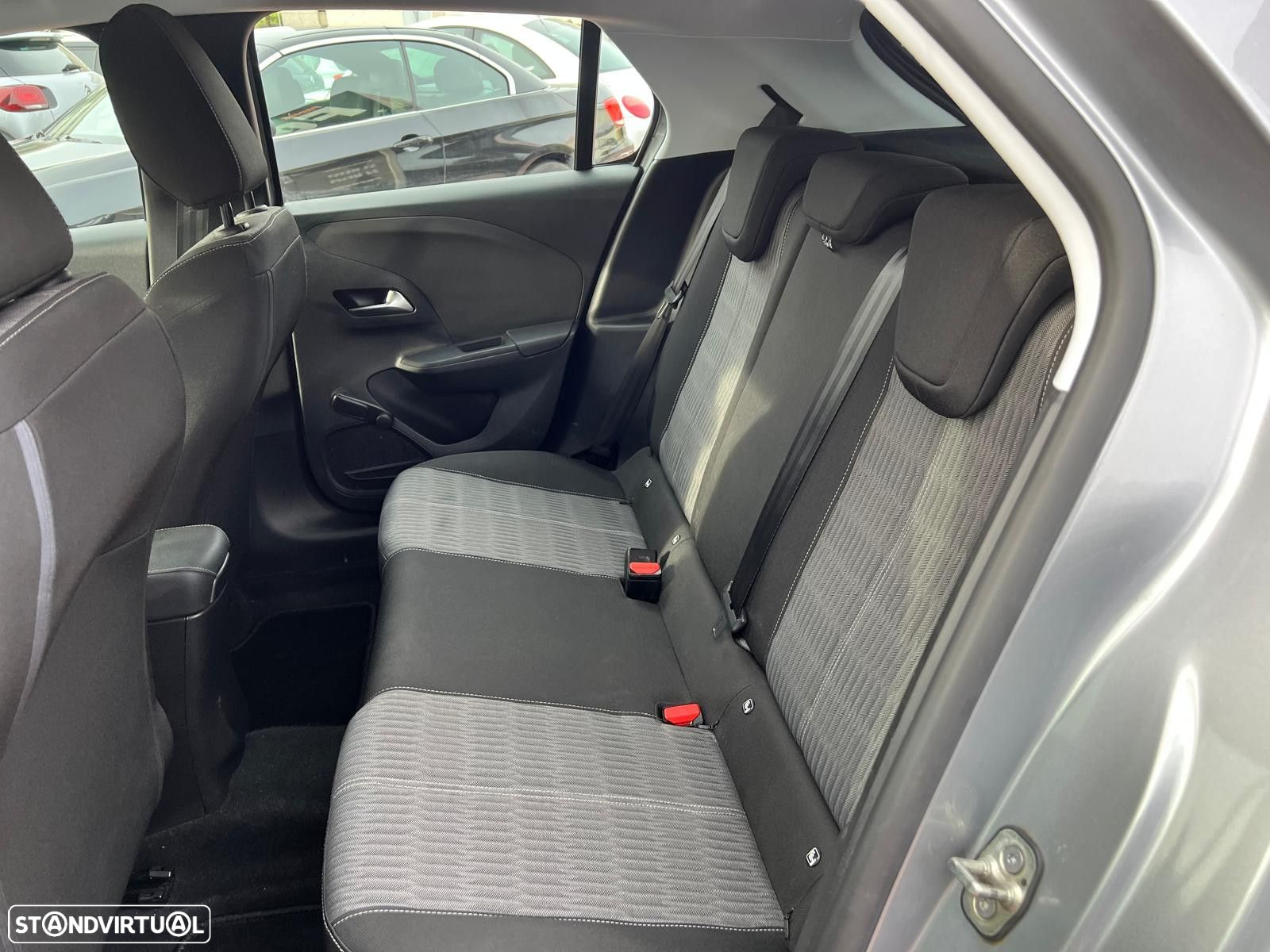 Opel Corsa 1.5 D Business - 10