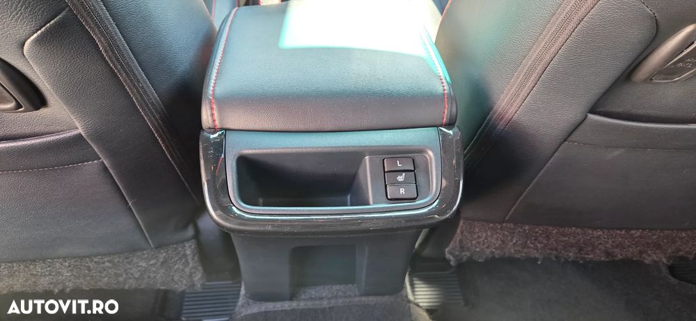 Toyota Hilux 2.8D 204CP 4x4 Double Cab AT GR Sport - 21