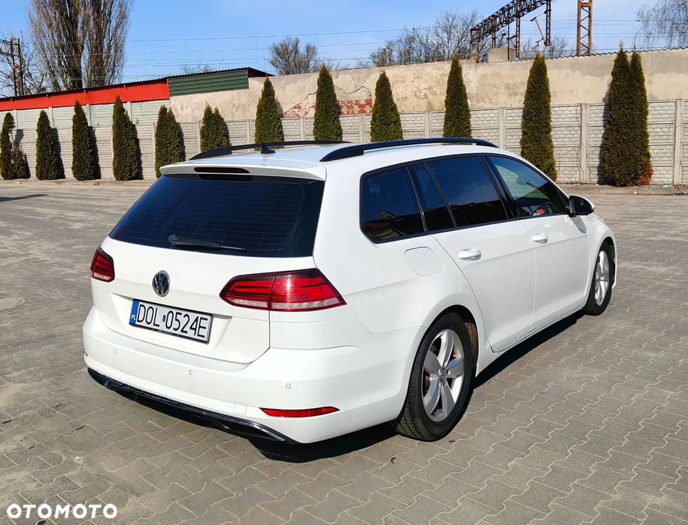 Volkswagen Golf 2.0 TDI (BlueMotion Technology) DSG Comfortline - 5