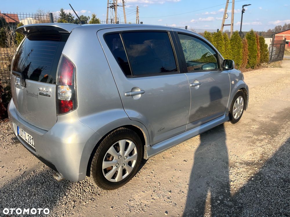 Daihatsu Sirion 1.3 - 6