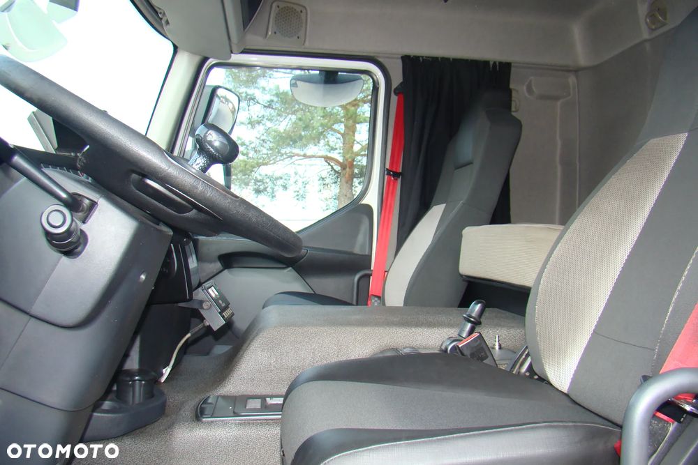 Renault D WIDE 320 - 8