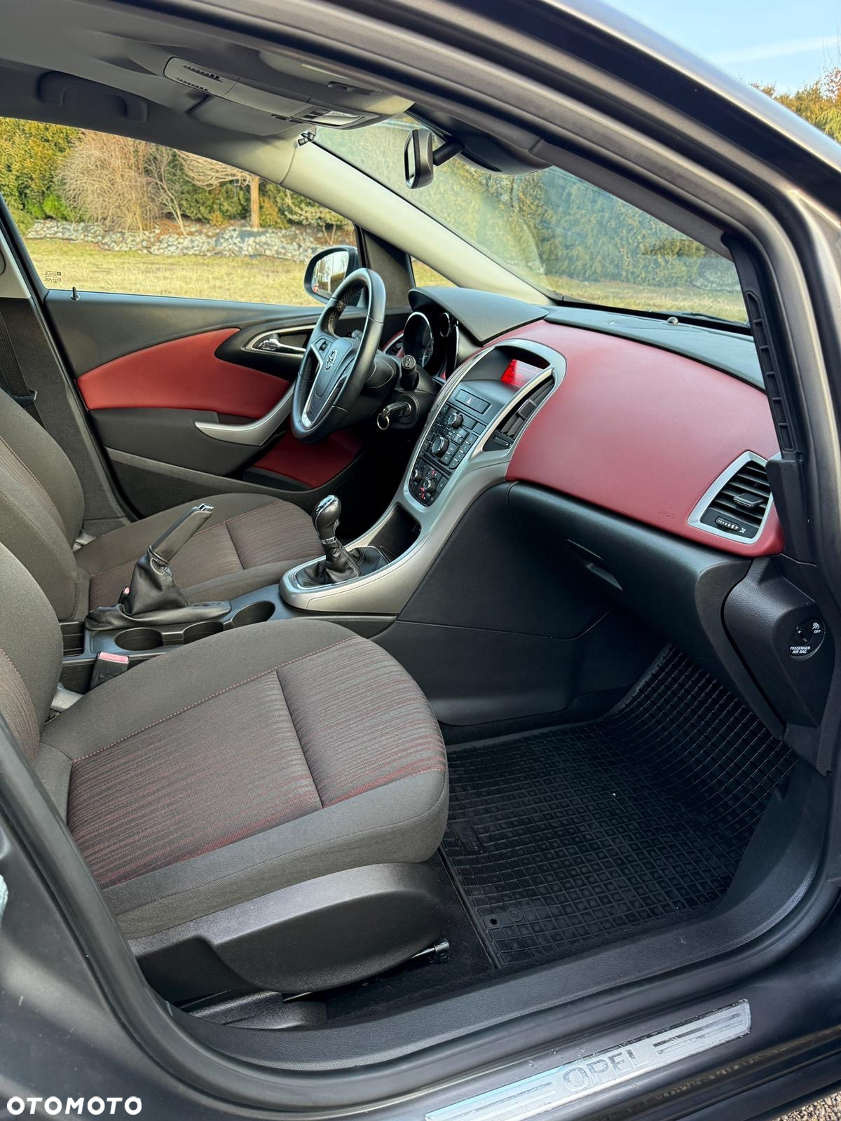 Opel Astra IV 1.6 Cosmo - 21