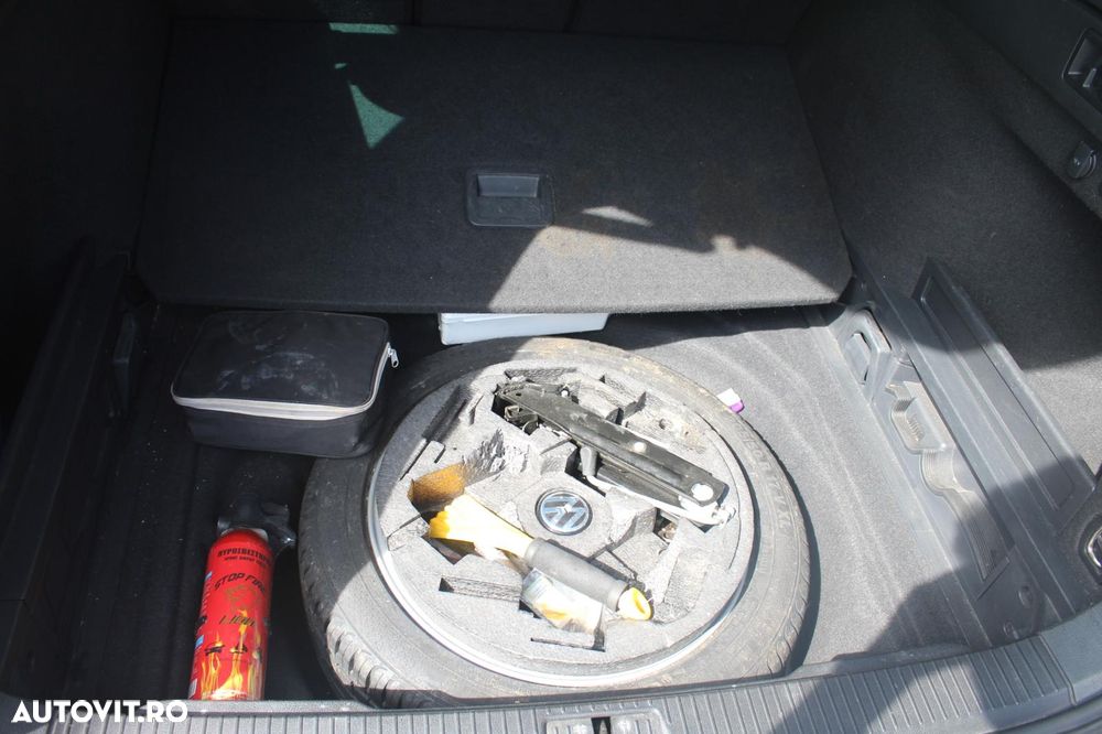Volkswagen Passat 2.0 TDI DSG Comfortline - 6
