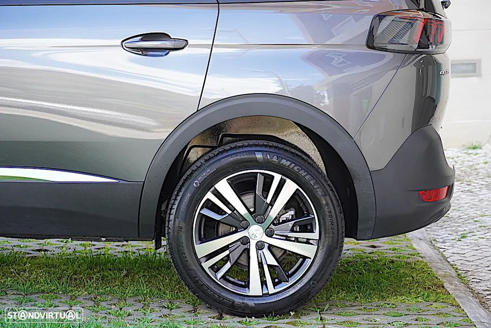 Peugeot 5008 1.5 BlueHDi Allure Pack EAT8 - 6